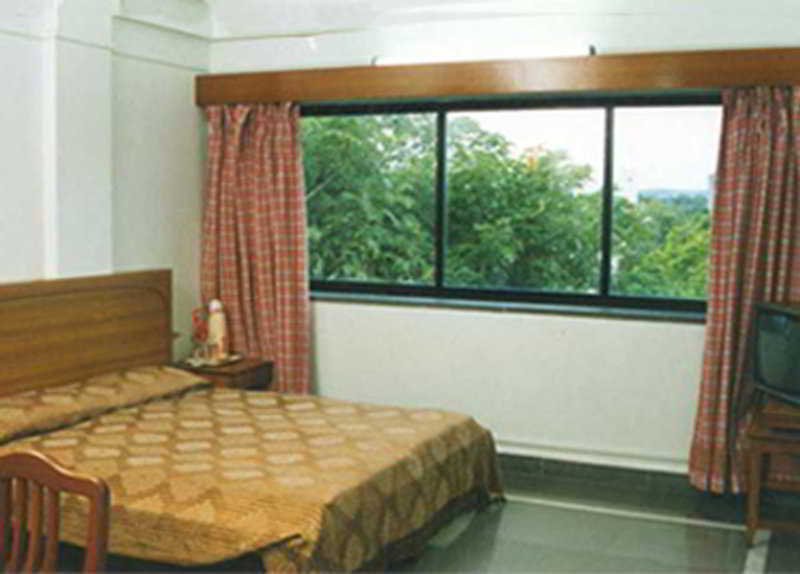 Meru Pune Exterior photo