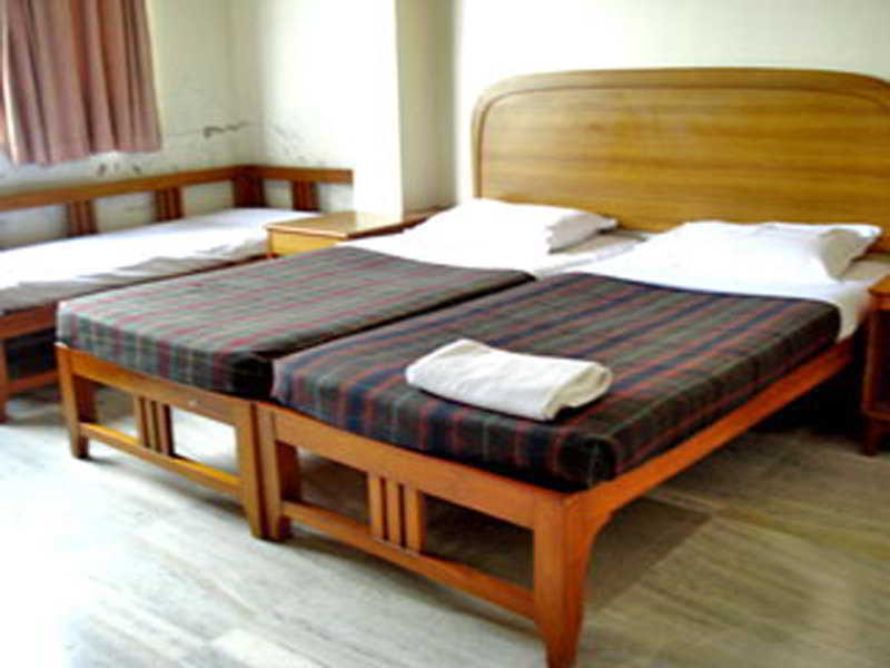 Meru Pune Exterior photo
