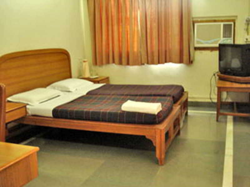 Meru Pune Exterior photo